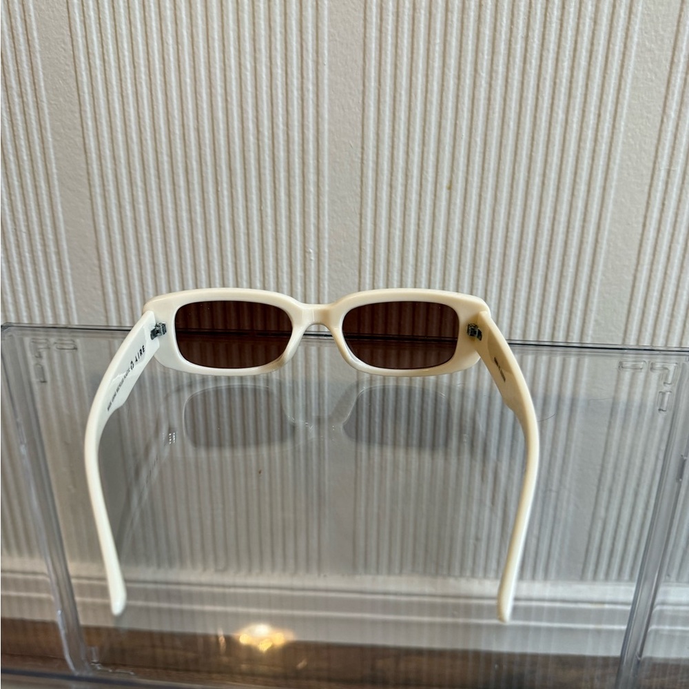 Cream Bridal Sunglasses - Picture 3 of 4
